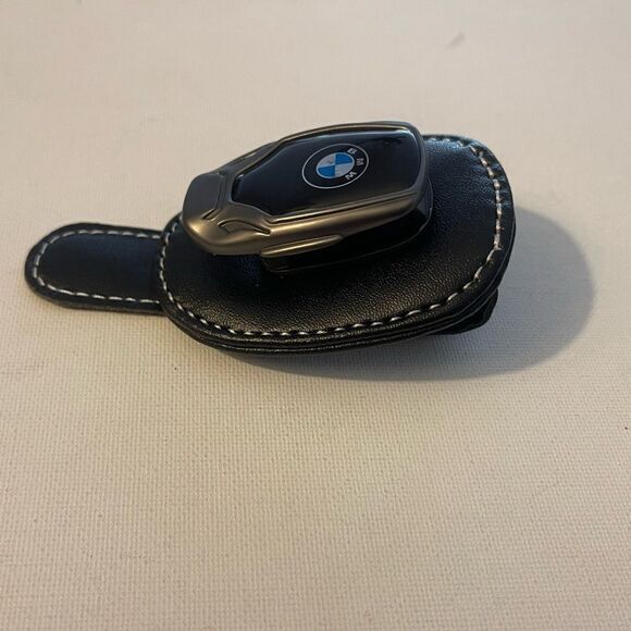 BMW Logo Sunglass Holder for Car Black PU Leather NWT - Picture 8 of 12